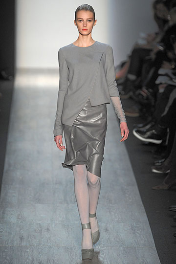 Max Azria Collection 10秋冬