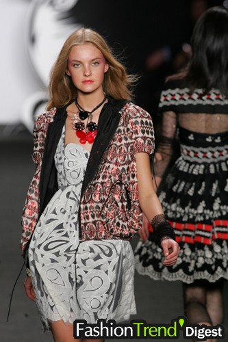 Anna Sui 07���ĸ���ͼƬ
