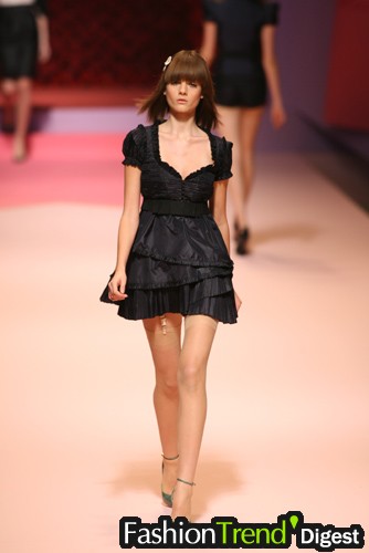 Blumarine 07���ĸ���ͼƬ