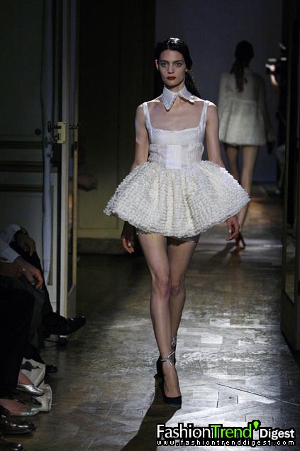 Miu Miu 08���ĸ���ͼƬ