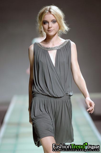 Alberta Ferretti 08���ĸ���ͼƬ