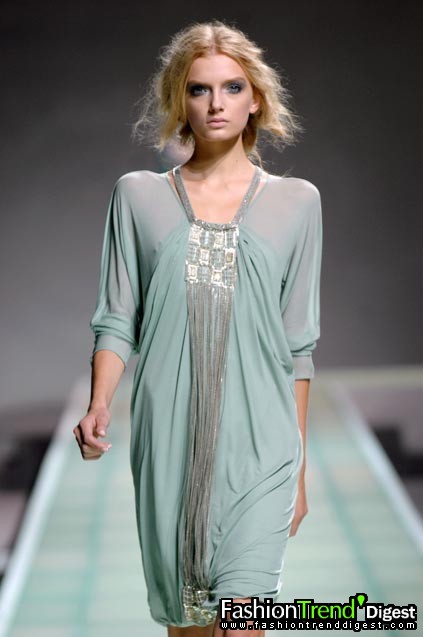 Alberta Ferretti 08���ĸ���ͼƬ