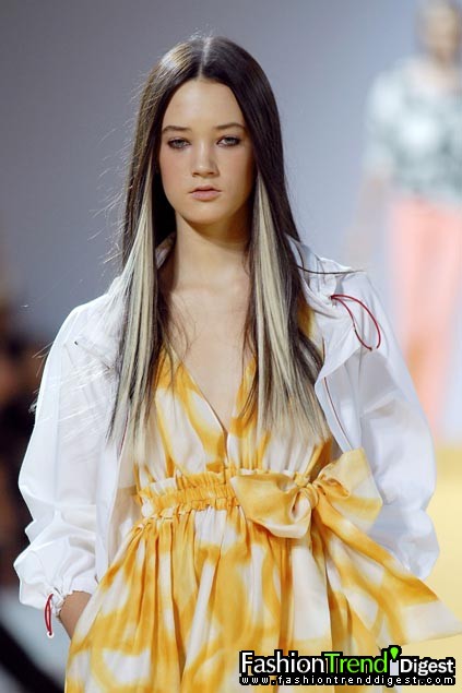 Moschino - Cheap & Chic 08���ĸ���ͼƬ