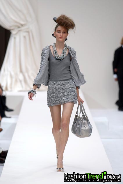 Moschino 08���ĸ���ͼƬ