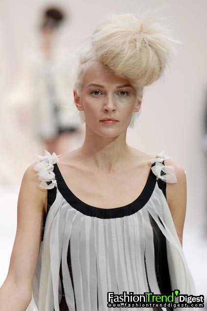 Moschino 08���ĸ���ͼƬ