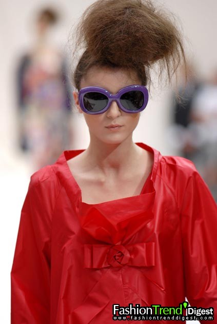 Moschino 08���ĸ���ͼƬ