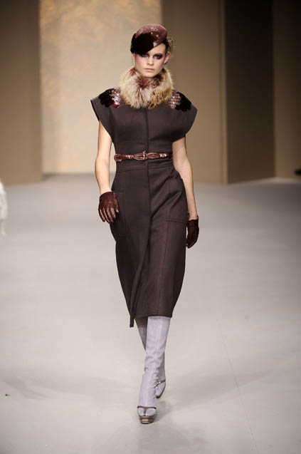Pollini By Rifat Ozbek 08�ﶬ����ͼƬ