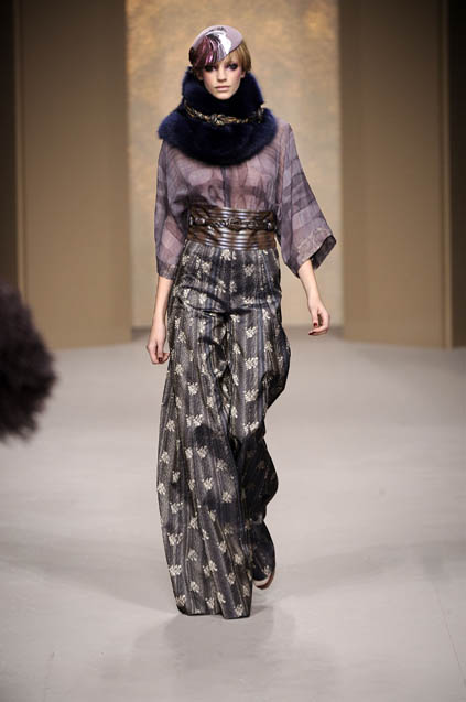 Pollini By Rifat Ozbek 08�ﶬ����ͼƬ