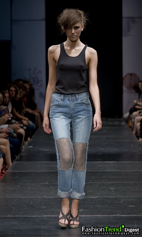 ��� Cheap Monday 09���ĸ���ͼƬ