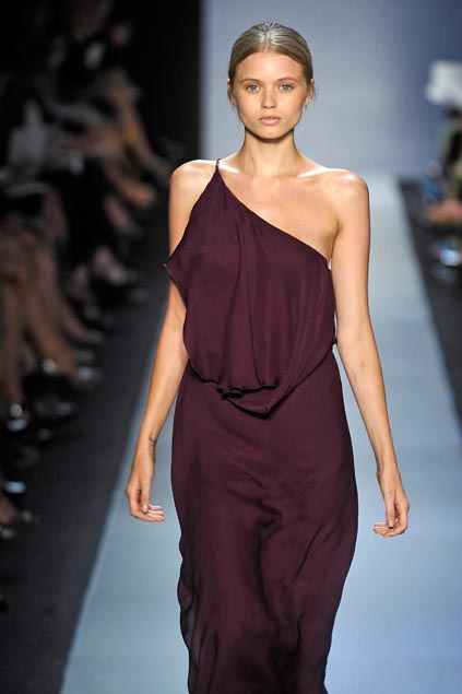 Max Azria Collection 09���ĸ���ͼƬ