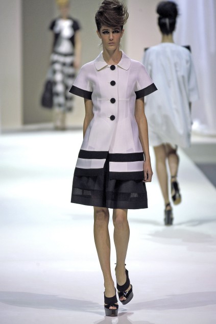 Moschino 09���ĸ���ͼƬ