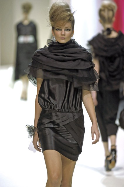 Moschino 09���ĸ���ͼƬ