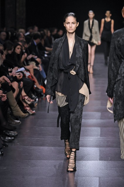 Ann Demeulemeester 09���ĸ���ͼƬ