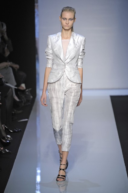 Costume National 09���ĸ���ͼƬ