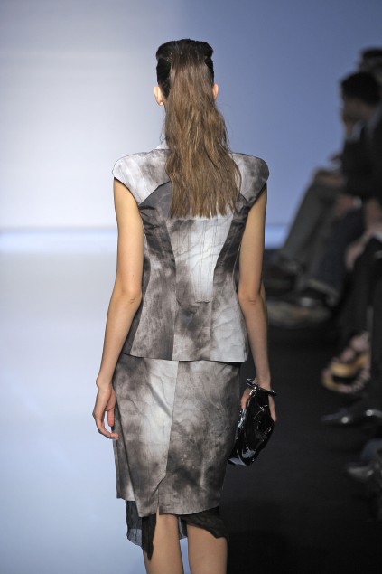 Costume National 09���ĸ���ͼƬ