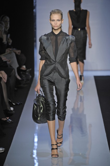 Costume National 09���ĸ���ͼƬ