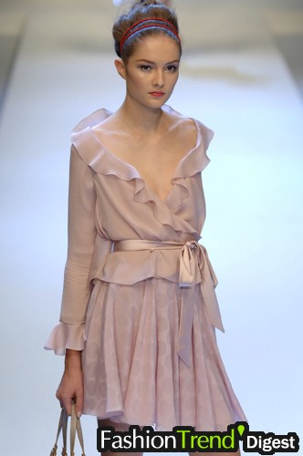 Valentino 07���ĸ���ͼƬ