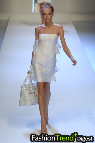 Valentino 07���ĸ���ͼƬ