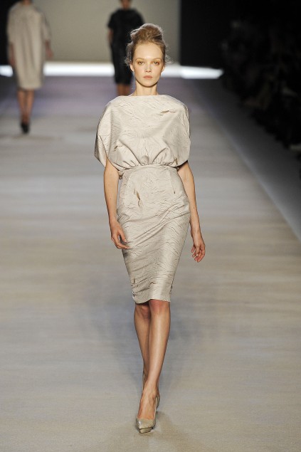 Giambatista Valli 09���ĸ���ͼƬ