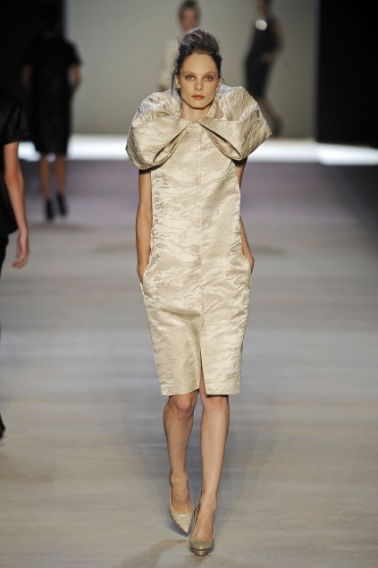 Giambatista Valli 09���ĸ���ͼƬ