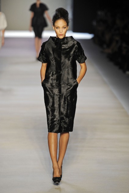 Giambatista Valli 09���ĸ���ͼƬ