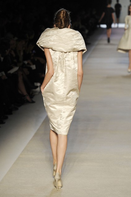 Giambatista Valli 09���ĸ���ͼƬ