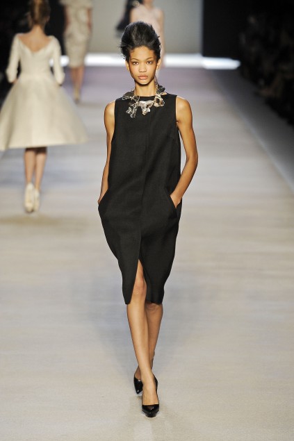 Giambatista Valli 09���ĸ���ͼƬ