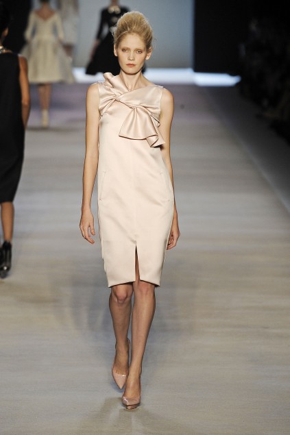 Giambatista Valli 09���ĸ���ͼƬ