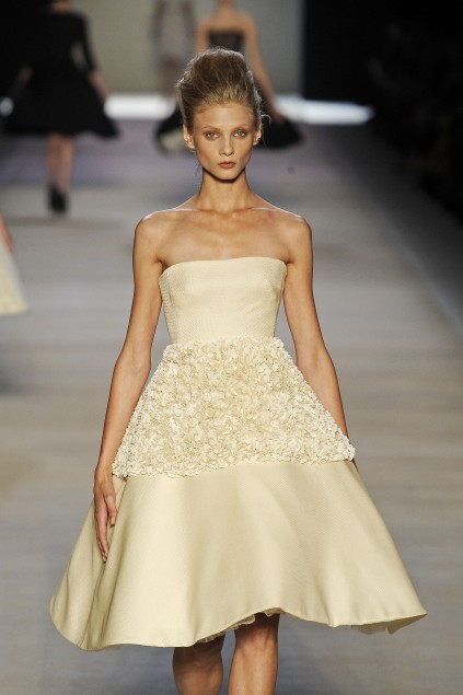 Giambatista Valli 09���ĸ���ͼƬ