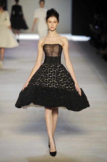 Giambatista Valli 09���ĸ���ͼƬ