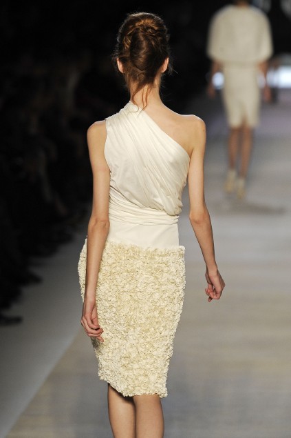 Giambatista Valli 09���ĸ���ͼƬ