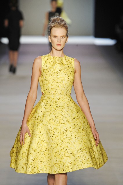 Giambatista Valli 09���ĸ���ͼƬ