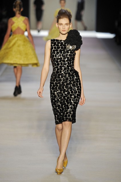 Giambatista Valli 09���ĸ���ͼƬ