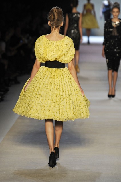 Giambatista Valli 09���ĸ���ͼƬ