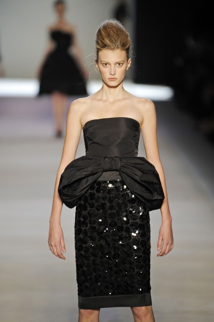 Giambatista Valli 09���ĸ���ͼƬ