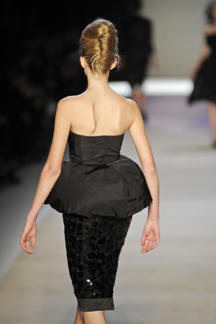 Giambatista Valli 09���ĸ���ͼƬ