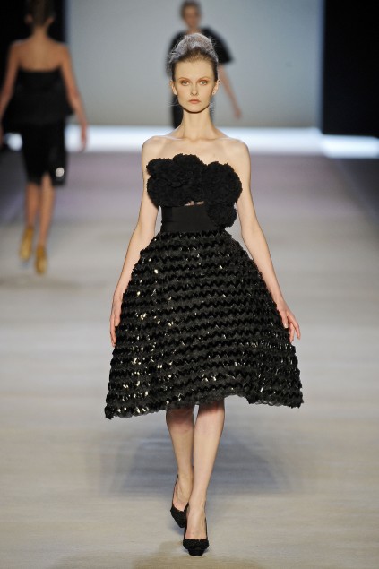 Giambatista Valli 09���ĸ���ͼƬ