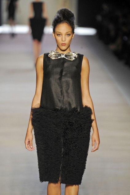 Giambatista Valli 09���ĸ���ͼƬ