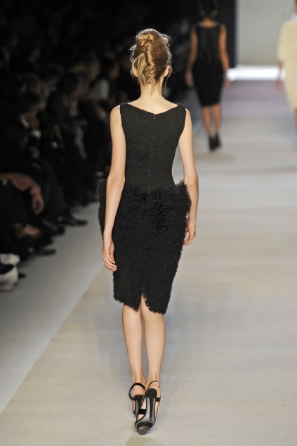 Giambatista Valli 09���ĸ���ͼƬ