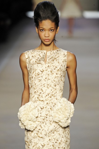 Giambatista Valli 09���ĸ���ͼƬ