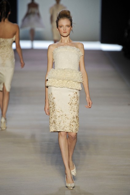 Giambatista Valli 09���ĸ���ͼƬ