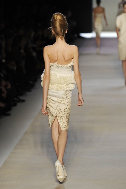 Giambatista Valli 09���ĸ���ͼƬ