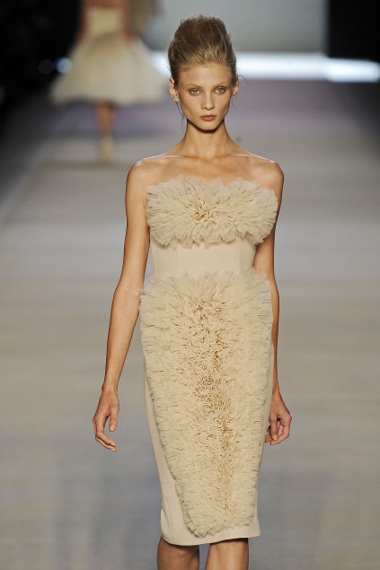 Giambatista Valli 09���ĸ���ͼƬ