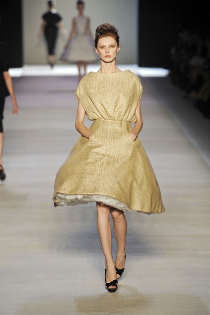 Giambatista Valli 09���ĸ���ͼƬ